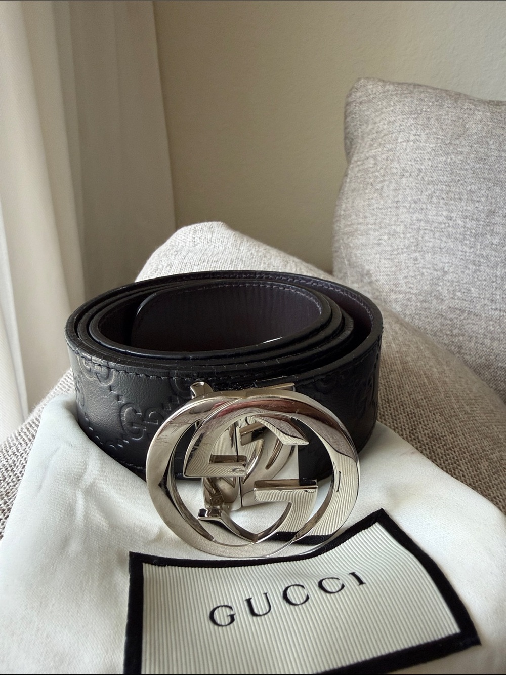 Gucci Men's Black Leather Belt with Silver Double G Buckle / Brown and Black